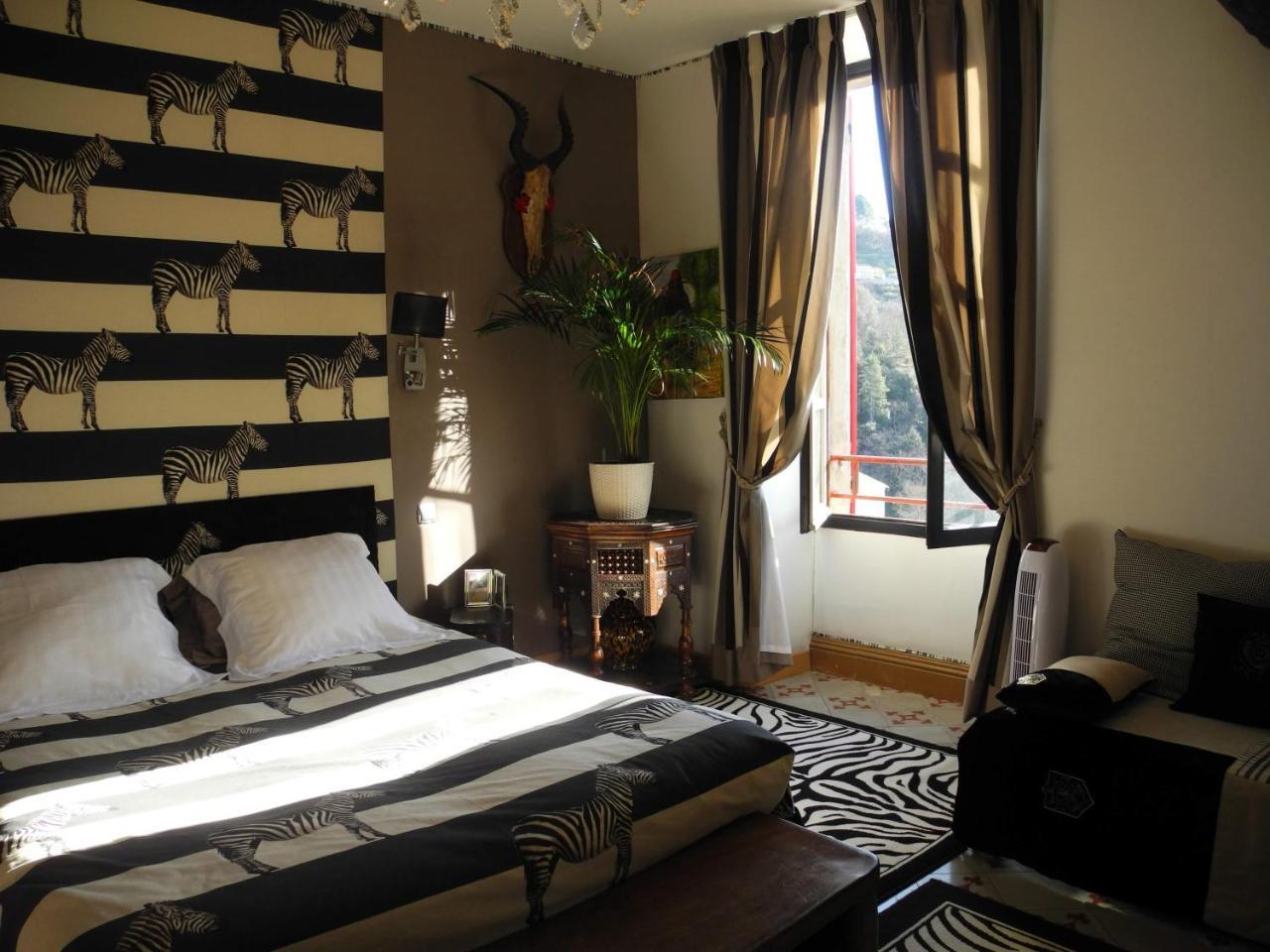 Le Comptoir Du Ranc De Bannes Hotel Sumene Ngoại thất bức ảnh